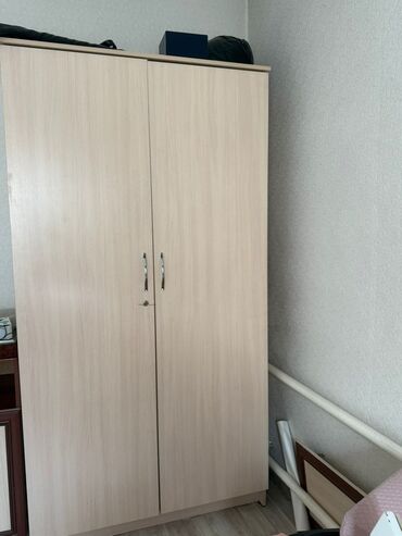 ведро эмалированное с крышкой 10л цена бишкек: Кийим салуучу шкаф, Колдонулган, Түз