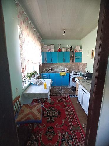 Продажа коттеджей и домов: 🏡 Срочно продаётся дом! 📍 Район Кирком, угловой участок 📐 Дом — 100 — 2