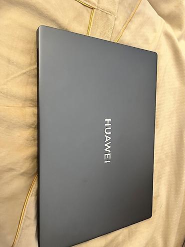 Huawei: Huawei core İ5 D16 notebook
Yenidi çox az işlenib — 4