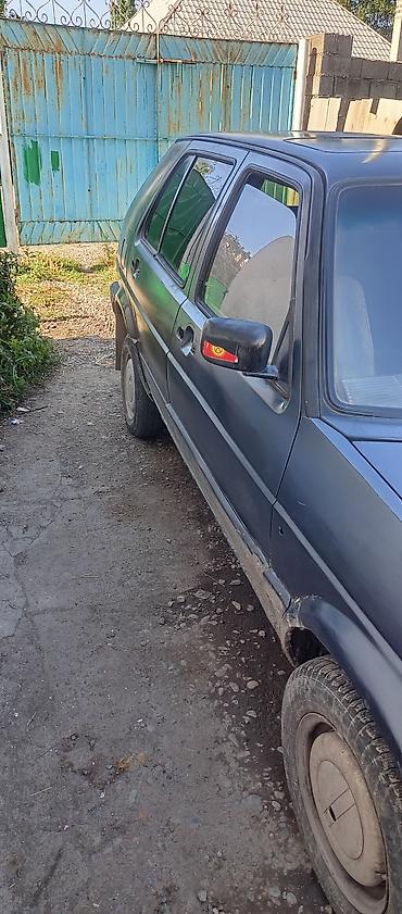 гольы 2: Volkswagen Golf: 1988 г., 1.8 л, Механика, Бензин, Хэтчбэк — 4