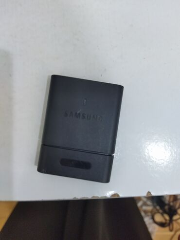 Mətbəx texnikası: Samsung orijinal batareya şarj cihazı Model: IA-BP80W (etiketdə