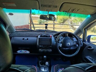 купить авто с кореи бу: Honda Fit: 2003 г., 1.5 л, Автоматические, Бензин, Хэтчбэк