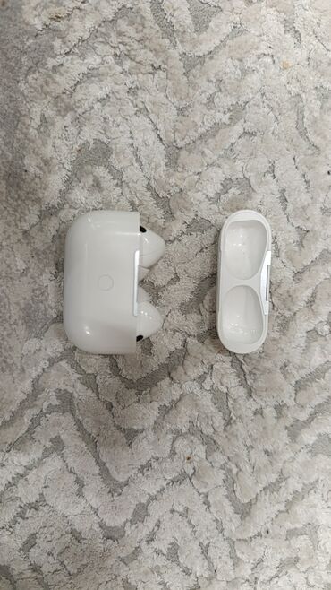 Другие аксессуары для мобильных телефонов: Продам наушники AirPods proпользовался 2 месяцапричина продажи