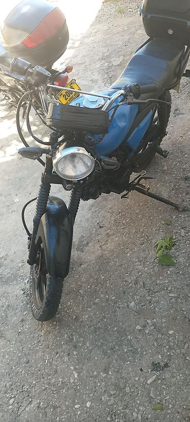велосипед с мотором: Moped tipli motosiklet – şəhər daxili gediş-gəliş üçün praktik model — 2