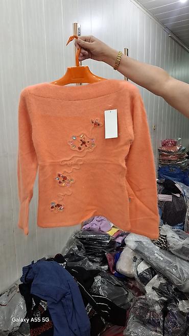 Трикотажные жилеты: Женская одежда — несколько моделей. все по 200с 1) Безрукавка/жилет с — 15