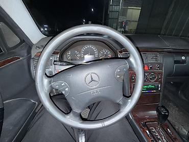 bud e9: Mercedes-Benz E-Class: 1999 г., 3.2 л, Автомат, Бензин, Седан — 10