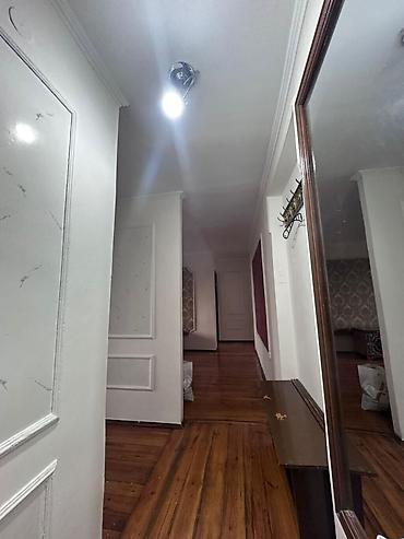 Продажа квартир: 3 комнаты, 60 м², Восток-5 мкр Индивидуалка, 5 этаж, Косметический ремонт at lalafo.kg — 2 Продажа квартир: 3 комнаты, 60 м², Восток-5 мкр Индивидуалка, 5 этаж, Косметический ремонт — 2