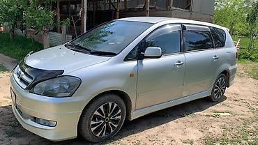 два авто: Toyota Avensis Verso: 2003 г., 2.4 л, Автомат, Бензин, Минивэн — 3