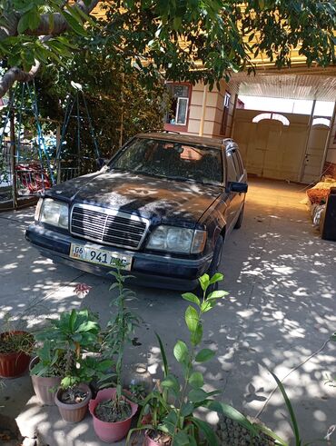 лупарик мерс 210: Mercedes-Benz E-Class: 1994 г., 2 л, Механика, Бензин, Универсал