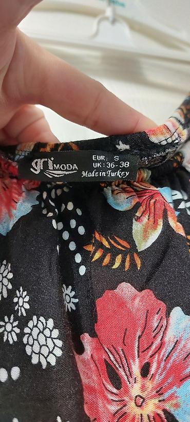 Комбинезоны: Tülüm. 25 manat. Yeni
Cibləri var. 36-38 ölçü — 2