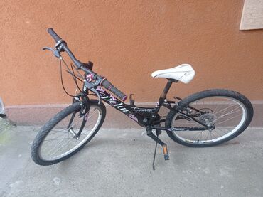 bicikl za devojcice: Prodajem deciji bicikli za devojcice uzrast od 7do 10god