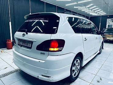 Toyota: Toyota Ipsum: 2002 г., Минивэн — 3