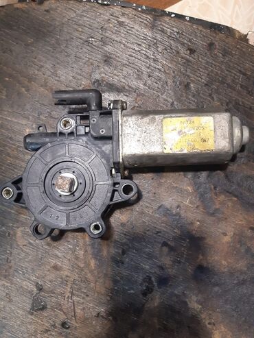 Pompalar: Mitsubishi 2000, 2002 il, Orijinal, Yaponiya, İşlənmiş — 27