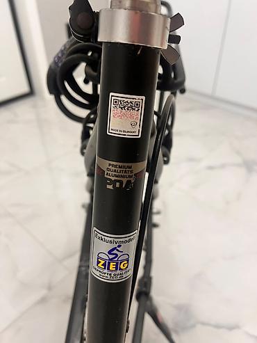 alman velosiped: İşlənmiş Şəhər velosipedi 28", sürətlərin sayı: 7, Ünvandan götürmə — 4