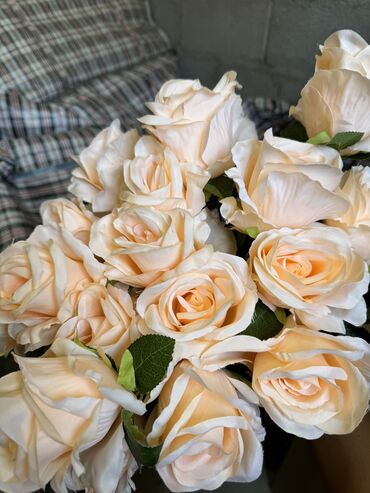 Декоративные цветы: Продаю цветы для оформления Каркасосвещениецветы разныесвечи на — 12