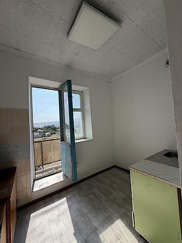 комнаты ыссык куль: 1 комната, 35 м², Индивидуалка, 4 этаж, Косметический ремонт — 5
