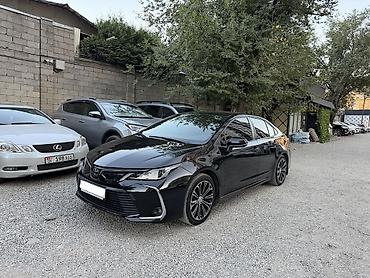 Toyota Corolla: 2019 г., 1.8 л, Автомат, Бензин, Седан