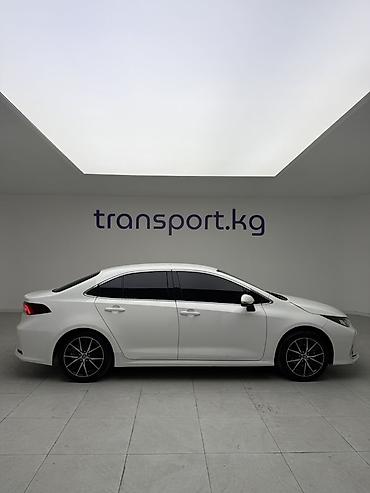 changan a600ev: Toyota Corolla: 2022 г., 1.8 л, Бензин, Седан — 4