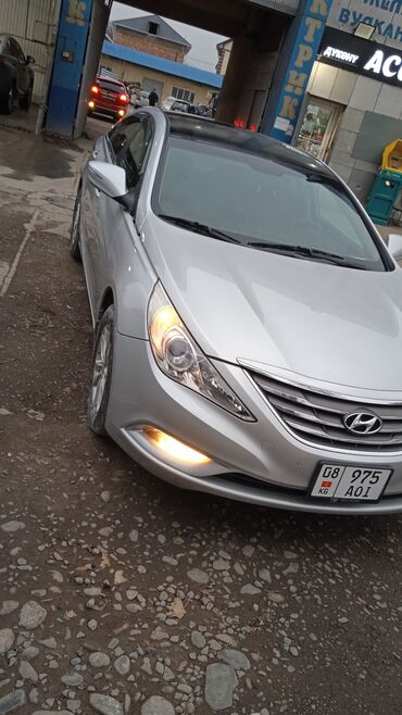 Hyundai: Hyundai Sonata: 2011 г., 2 л, Автомат, Газ, Седан