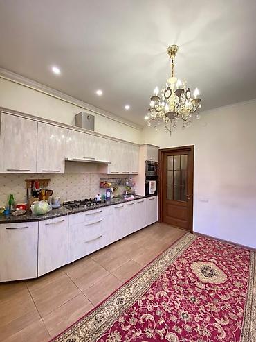 Продажа коттеджей и домов: Продаётся 2-х этажный дом в Ала арча 3 Локация: Дом расположен в — 7