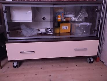 Razılaşma yolu ilə 2 dəst mebel plazma alt,bufet