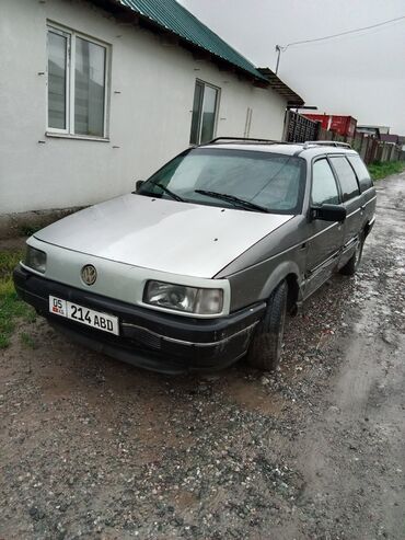 пассат б 3: Volkswagen Passat: 1993 г., 1.8 л, Механика, Бензин, Универсал