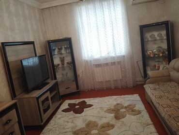 бочки пластиковые 200 литров: ТВ стенд