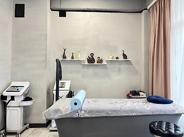 Аренда кабинетов в салонах красоты: Аренда кабинетов в салонах красоты, 120 м², Для парикмахера, Для бровиста, Для визажиста — 9