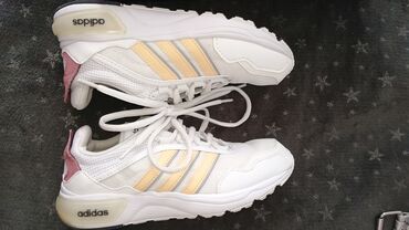 ženske sandale ravne: Adidas, 38, bоја - Bela