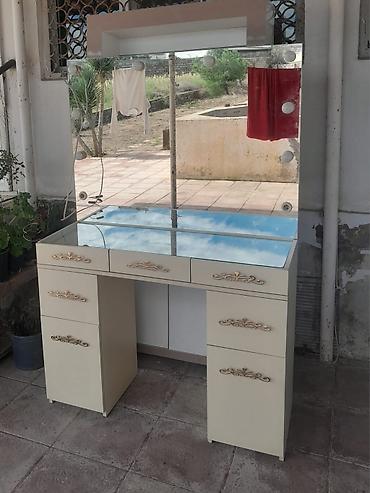 utu stol: İşlənmiş, Açılan, Şüşə, Dördbucaq masa — 1