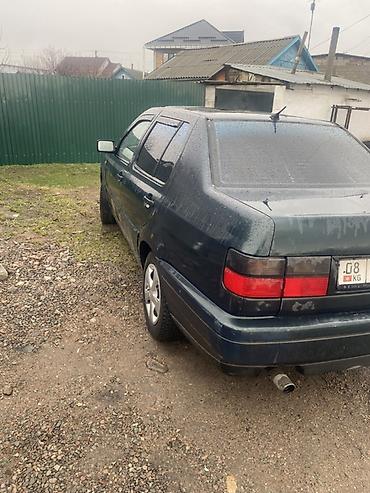 Volkswagen: Volkswagen Vento: 1995 г., Газ, Седан — 4