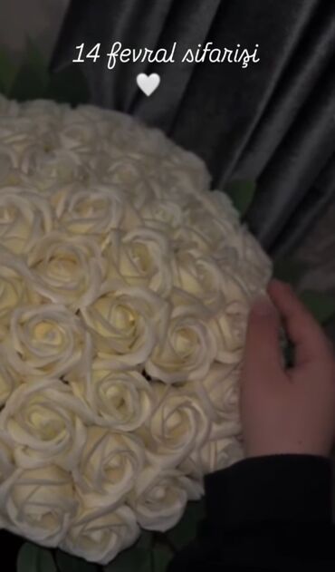 Süni güllər: Her bir zovge uygun buketler hazirlanir.Hem sabundan, hem lentden, hem — 8