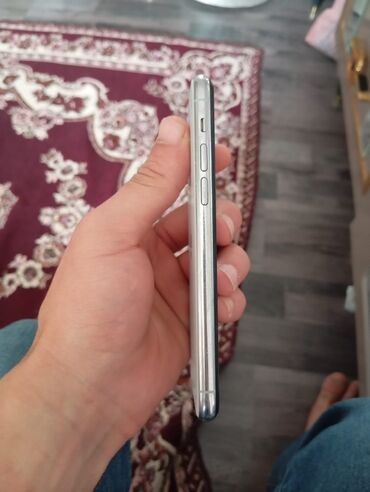 iphone ucuz modeli: IPhone 11 Pro, 64 GB, Gümüşü