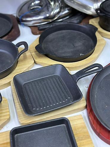 Сковородки: Чугунная сковорода с литой ручкой - Материал: цельнолитой чугун. - — 7