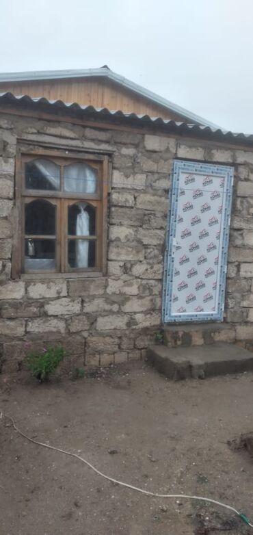 Həyət evləri və villaların satışı: 1 otaqlı, 20 kv. m, Təmirsiz — 12