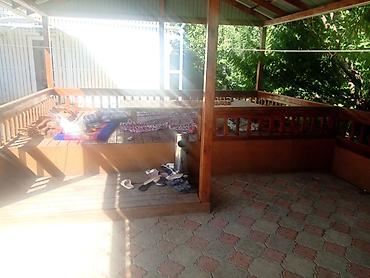 Продажа коттеджей и домов: Дом совхоз ала тоо с ремонтом,кондиционер,отопление комбинированный,3 — 19