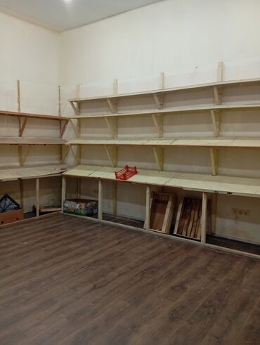 Mağazalar: Bakixanovdaicra yolunun ustundeki 16 mertebeli binanin 1ci — 8