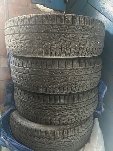 Шины: Шины 195 / 65 / R 15, Зима, Комплект, Maxxis