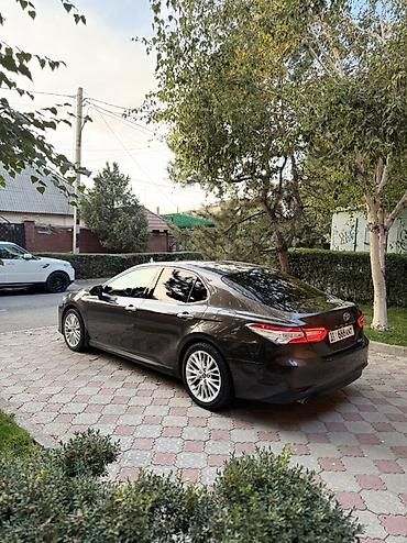 Унаа сатуу: Toyota Camry: 2018 г., 2.5 л, Вариатор, Гибрид, Седан — 5