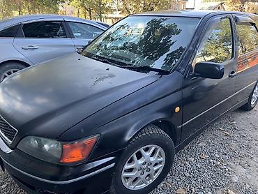 Toyota Vista: 1999 г., 2 л, Автомат, Бензин, Универсал