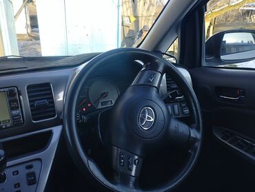 Toyota: Toyota WISH: 1998 г., 2 л, Автомат, Бензин, Кроссовер — 5