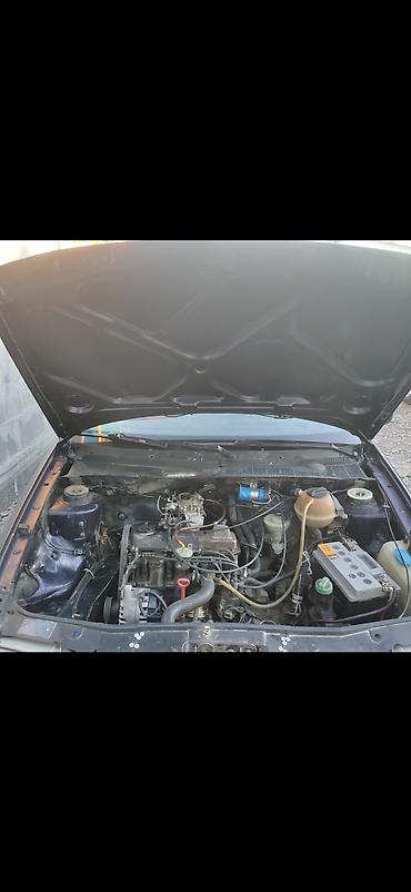 Продажа авто: Volkswagen Golf: 1992 г., Механика, Бензин, Хэтчбэк — 2