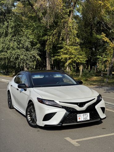 Toyota: Toyota Camry: 2018 г., 2.5 л, Автомат, Бензин, Седан