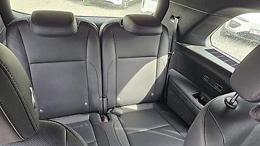 авто лупарик: Lixiang L8: 2024 г., 1.5 л, Автомат, Гибрид, Кроссовер — 7