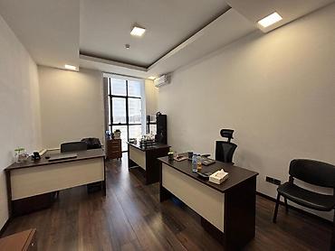 İcarəyə binalar: Satılır obyekt 650 m², Gənclik m. 🏢 Gənclikdə Premium Kommersiya — 13