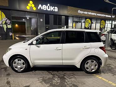 дешевые машина: Toyota Ist: 2003 г., 1.5 л, Автомат, Бензин, Хэтчбэк — 6