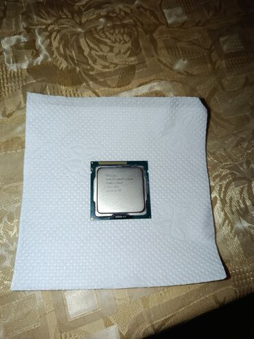 core i5: Prosessor Intel Core i3 İ3 3240, 3-4 GHz, 4 nüvə, İşlənmiş