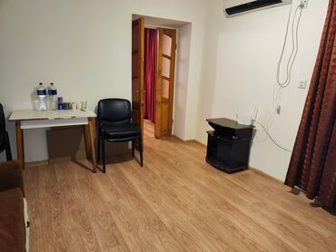 Uzunmüddətli kirayə mənzillər: Bayılda,2 otaq + 1 kiçik otaq,3/1-i,h/t, ayrı girişi olan bina evi -da lalafo.az — 3 Uzunmüddətli kirayə mənzillər: Bayılda,2 otaq + 1 kiçik otaq,3/1-i,h/t, ayrı girişi olan bina evi — 3