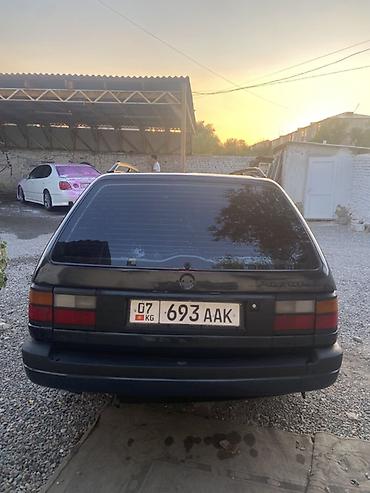 бампер на аккорд: Volkswagen Passat: 1992 г., 1.8 л, Механика, Бензин, Универсал — 4