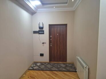 Uzunmüddətli kirayə mənzillər: Xaqlar metrosu Medicalın yanınında mənzil kirayə verilir. Mərtəbə — 4